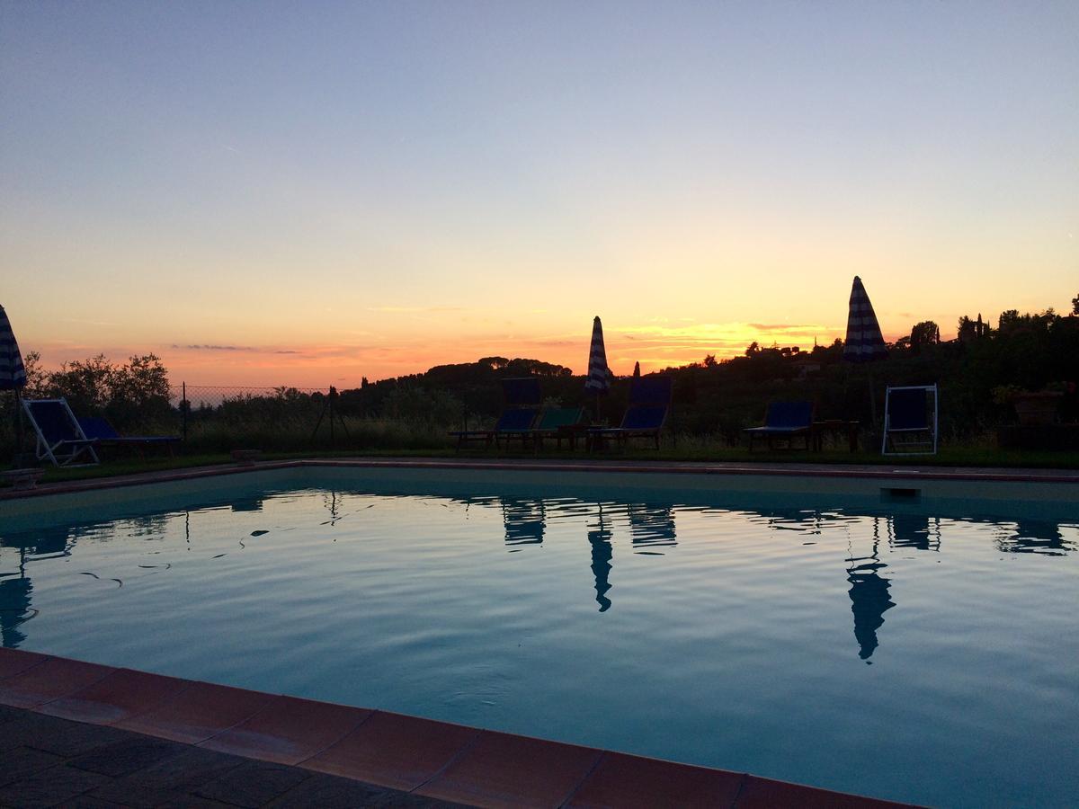 Agriturismo La Palazzina Палая Экстерьер фото